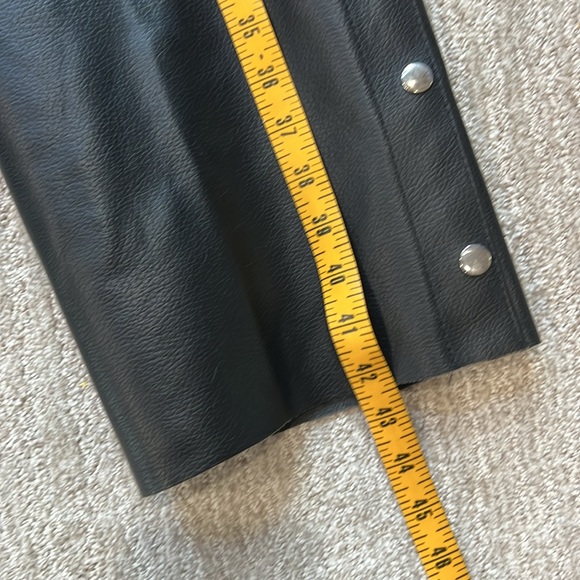 NWT Barney’s Leather Motorcycle Chaps - Picture 8 of 8